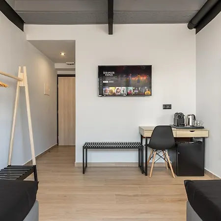 Ermoo Modern Living * Athen